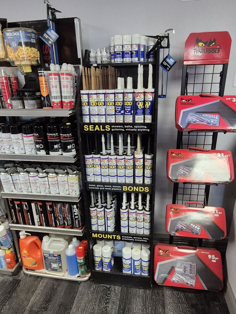 Mages Group parts counter and tool displays, photo 10 of 10